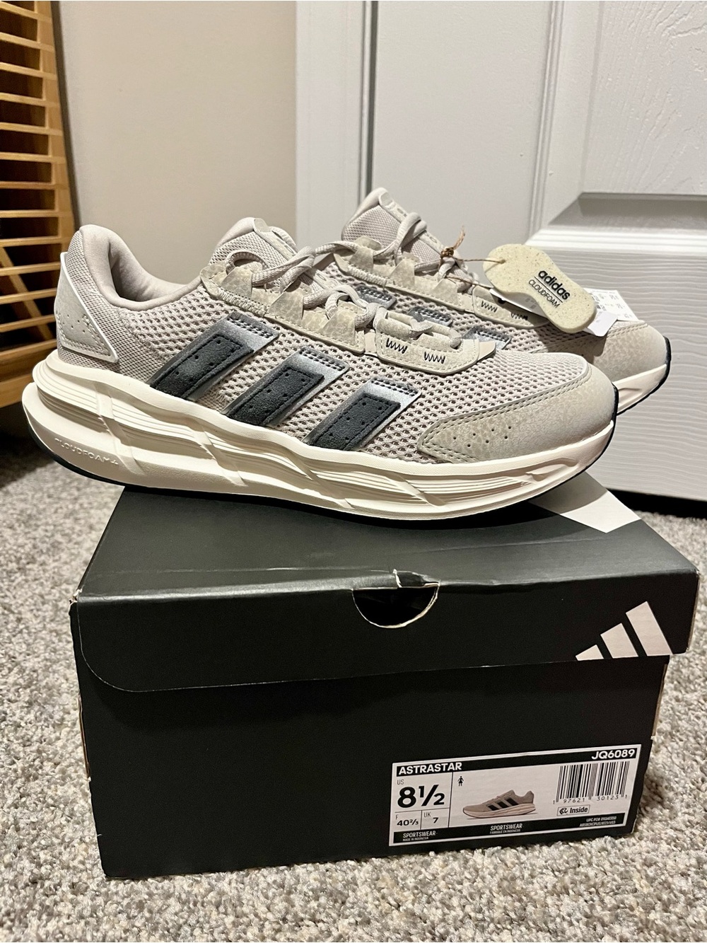 adidas Astrastar Women's Sneakers in Light Gray and Black